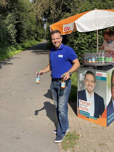Kommunalwahl 2020 - Erfrischungsstand am Radweg.
